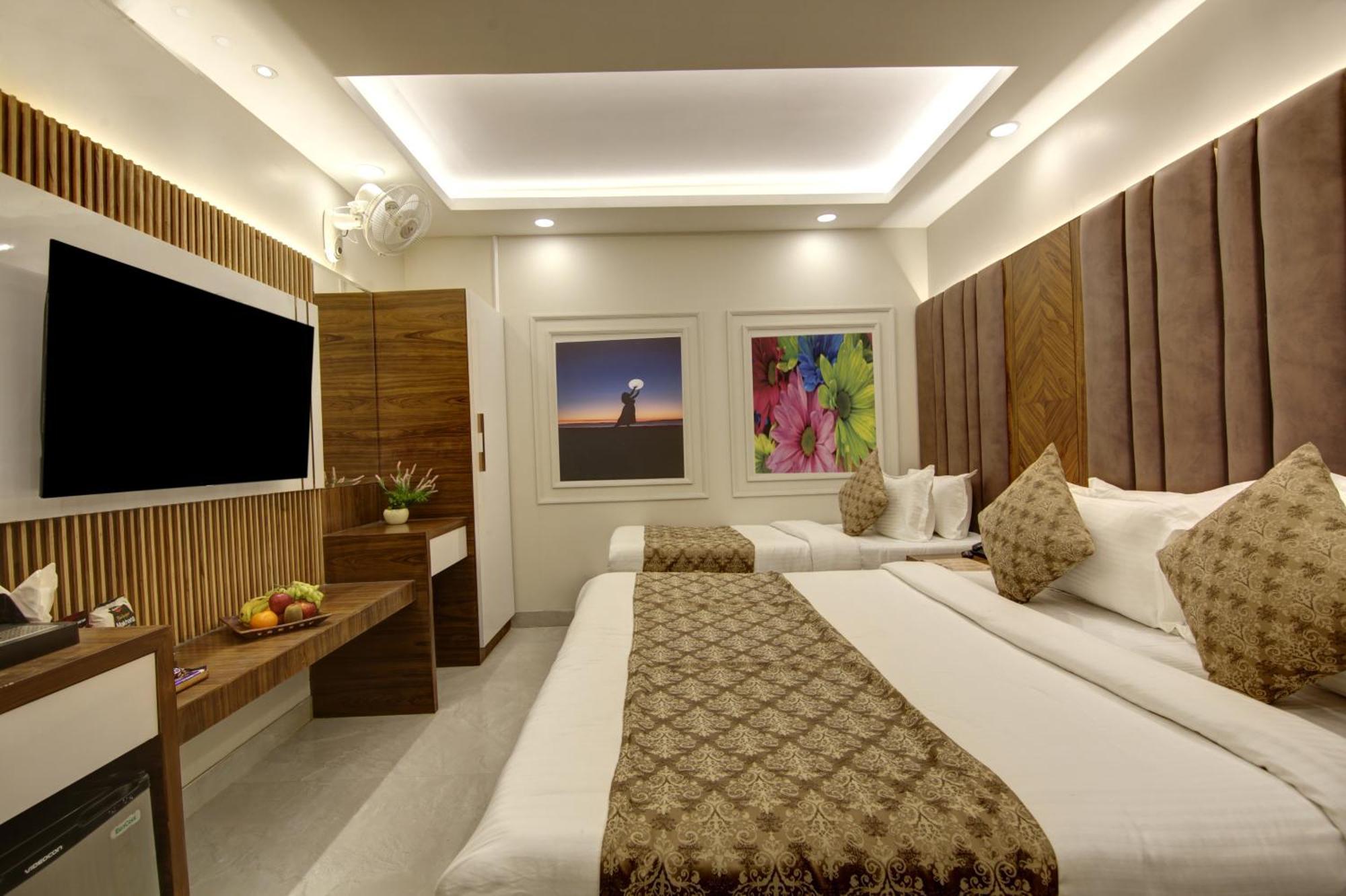 Bless Inn - Near Connaught Place นิวเดลี ภายนอก รูปภาพ