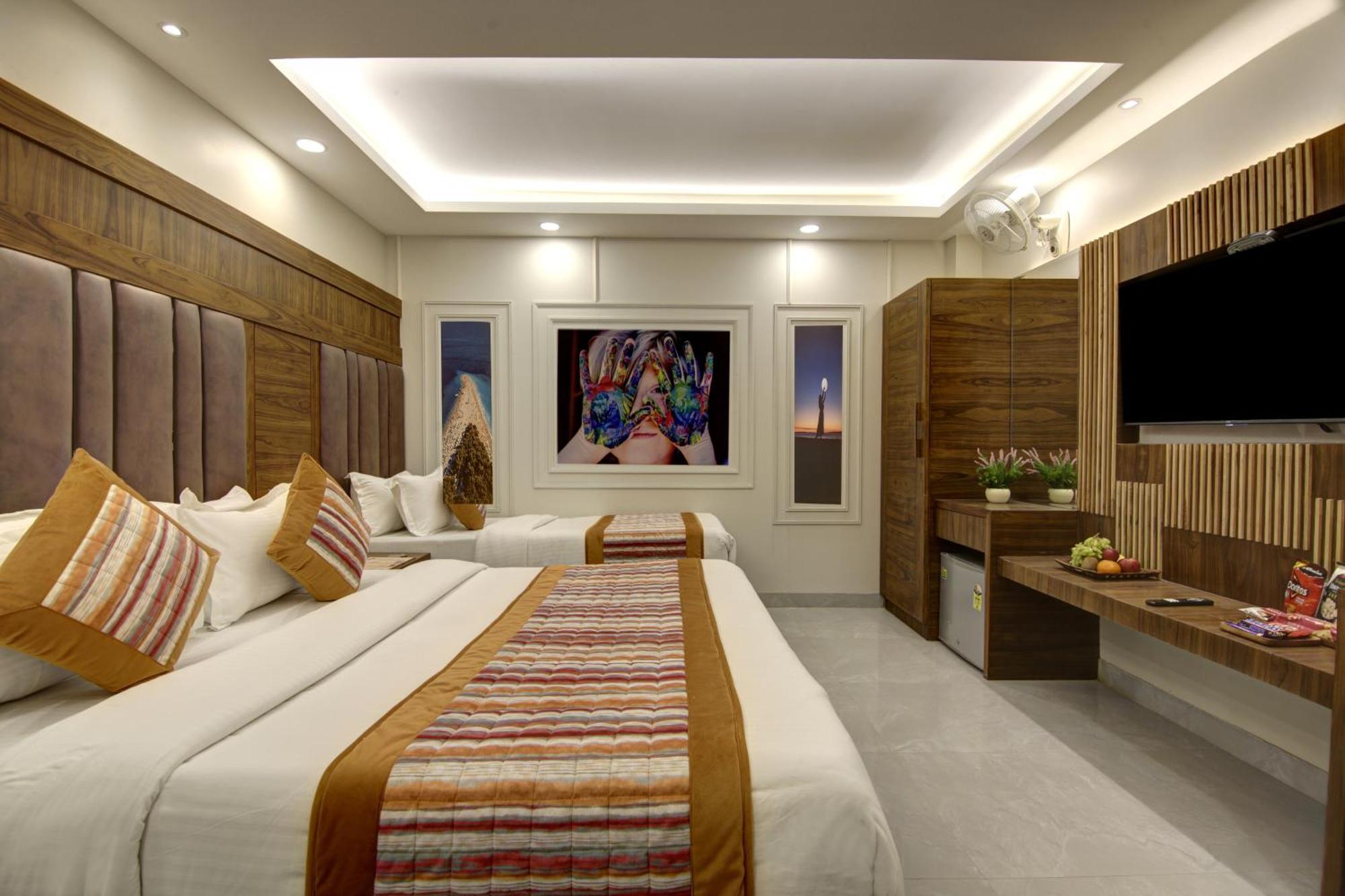 Bless Inn - Near Connaught Place นิวเดลี ภายนอก รูปภาพ