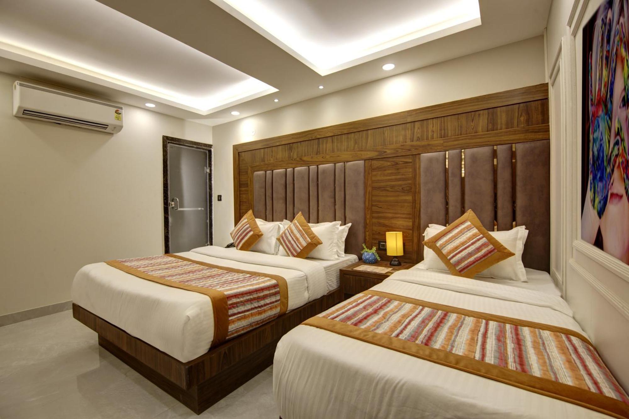 Bless Inn - Near Connaught Place นิวเดลี ภายนอก รูปภาพ