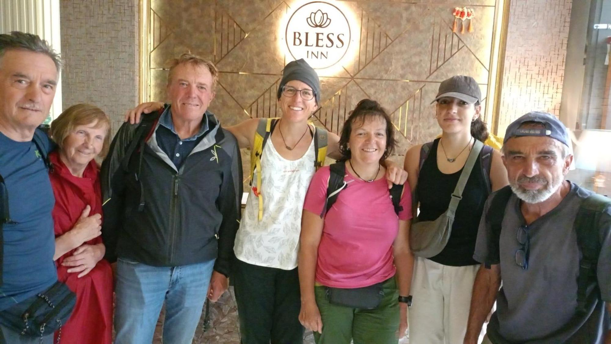 Bless Inn - Near Connaught Place นิวเดลี ภายนอก รูปภาพ